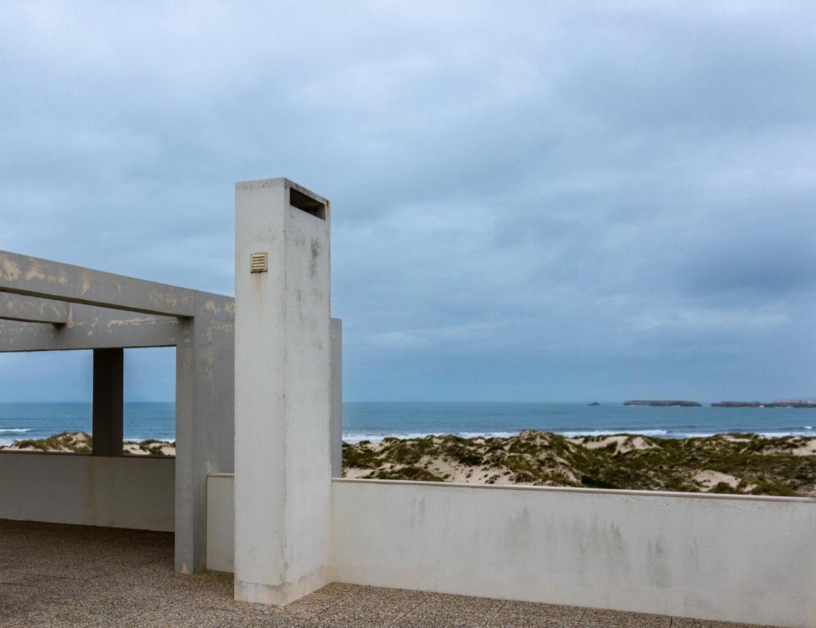 Ferienwohnung Alojamento Nuno Moco Peniche Exterior foto